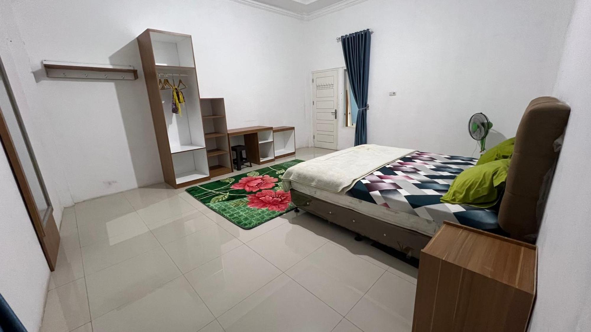 Rumah 25 Syariah Bukittinggi Buitenkant foto