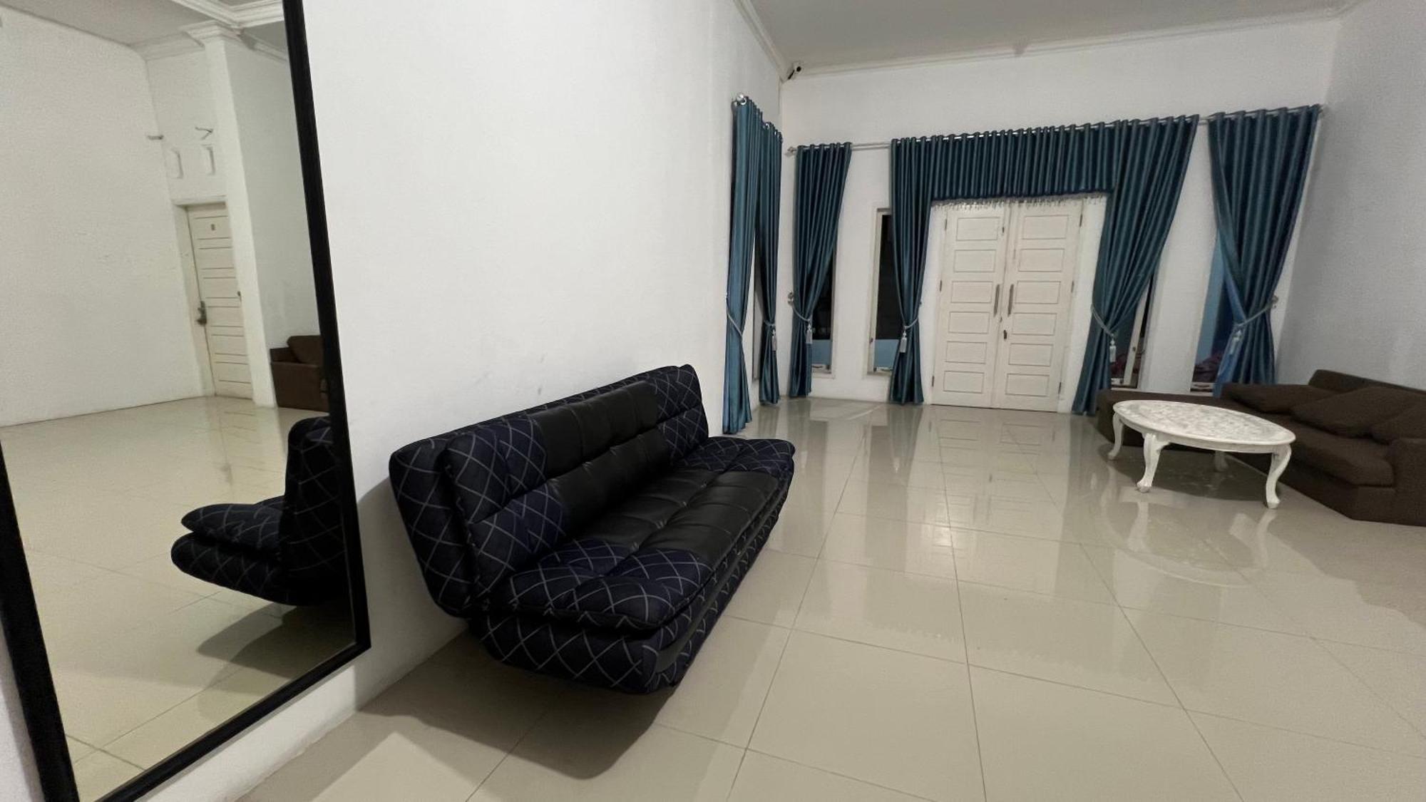 Rumah 25 Syariah Bukittinggi Buitenkant foto