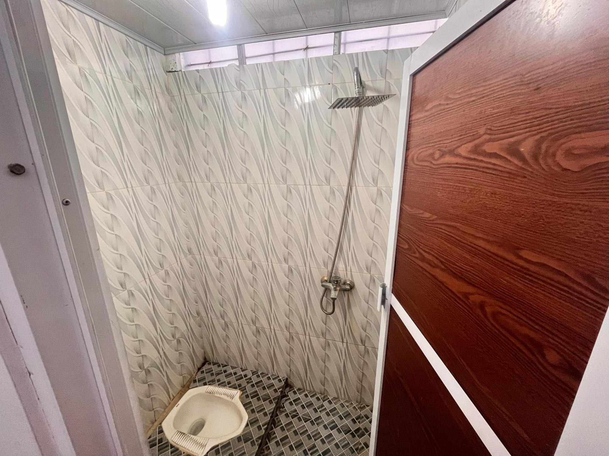 Rumah 25 Syariah Bukittinggi Kamer foto